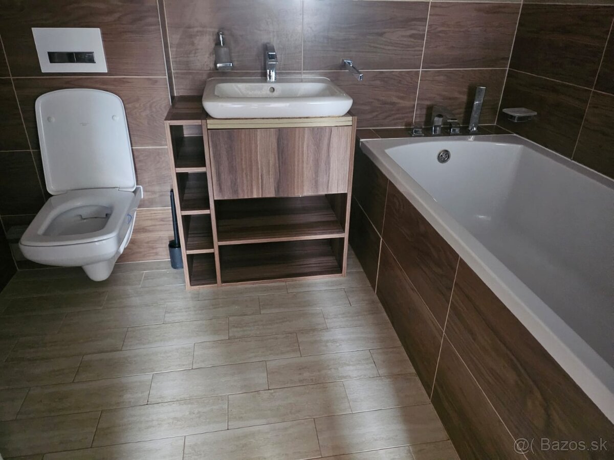 PONÚKAME NA PRENÁJOM KRÁSNY 2-IZBOVÝ MEZONETOVÝ BYT V HC - 4