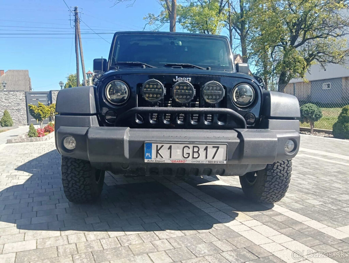 Jeep Wrangler 2.8 SPORT 4X4 - 4