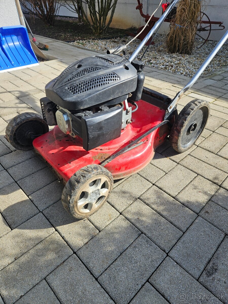 Kosačka Hecht 546SX - 4