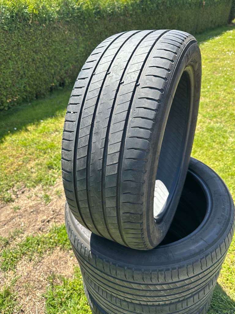 Michelin 255/45R20 - 4