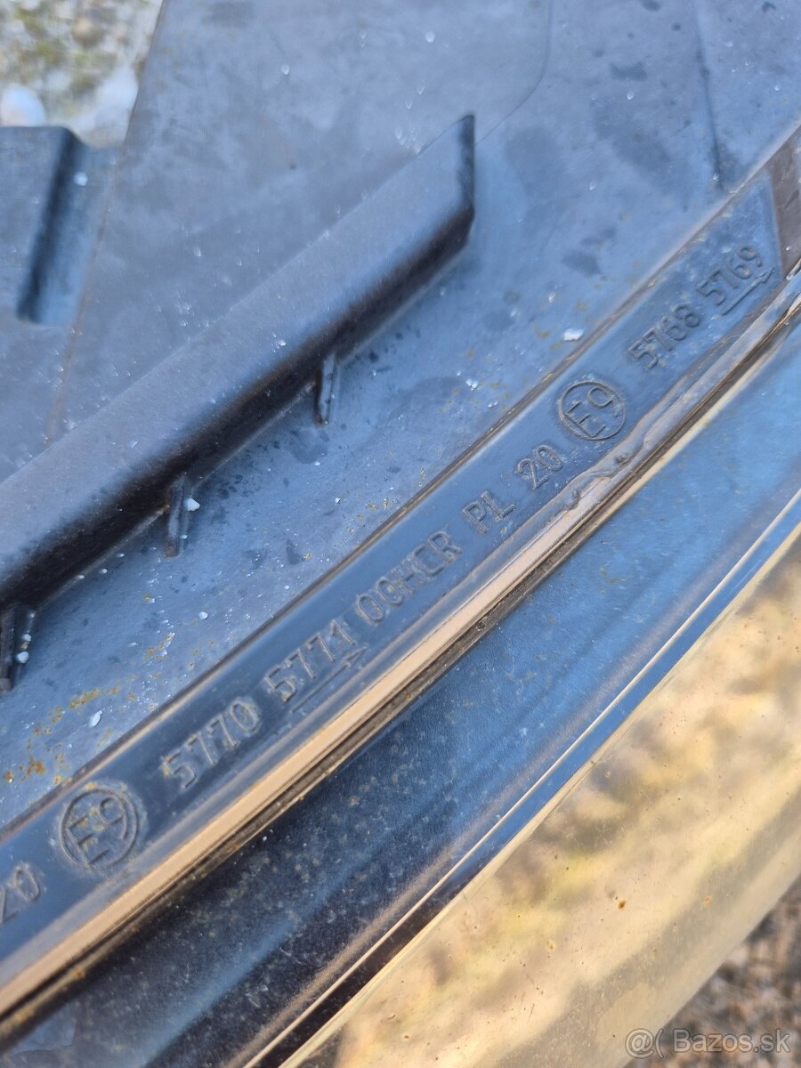 Predám predné svetlá na Volkswagen Scirocco - 4