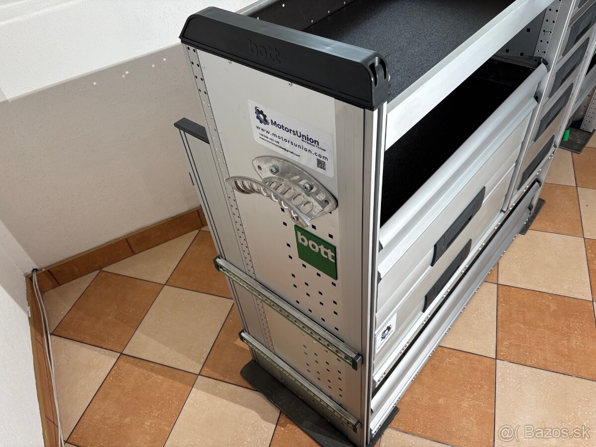 Bott Regále do úžitkových vozidiel Trafic Custom T6 - 4