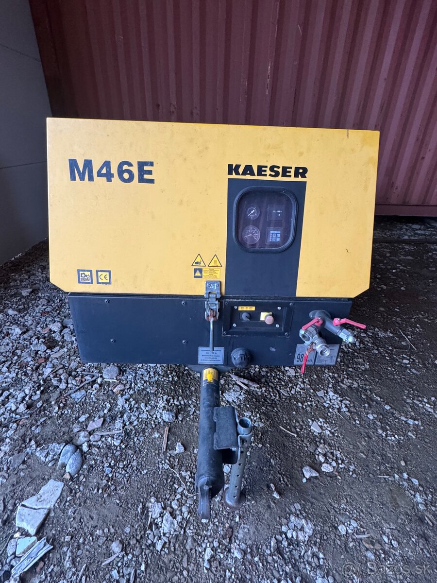 KAESER M46E 815 motohodin - 4