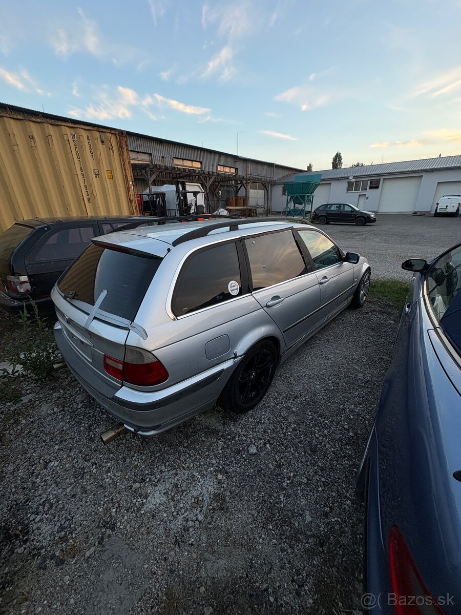 Predám BMW e46 328i Touring - 4
