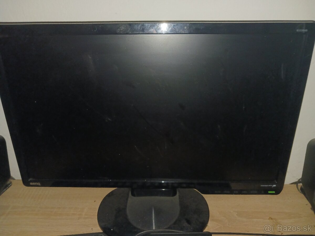 PC - Xeon E5-1620 / RX 470 8GB/ 64GB Ram - 4