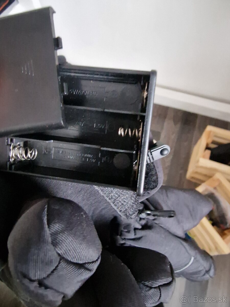 Prilba,taška,vyhrievane rukavice - 4