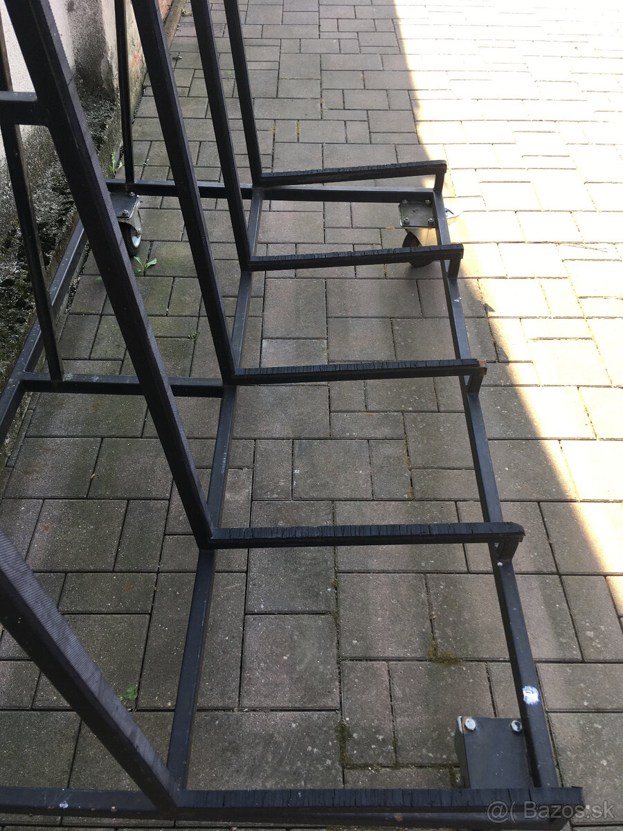 Transportný-manipulačný vozík (stojan) na okná, dvere, sklo - 4