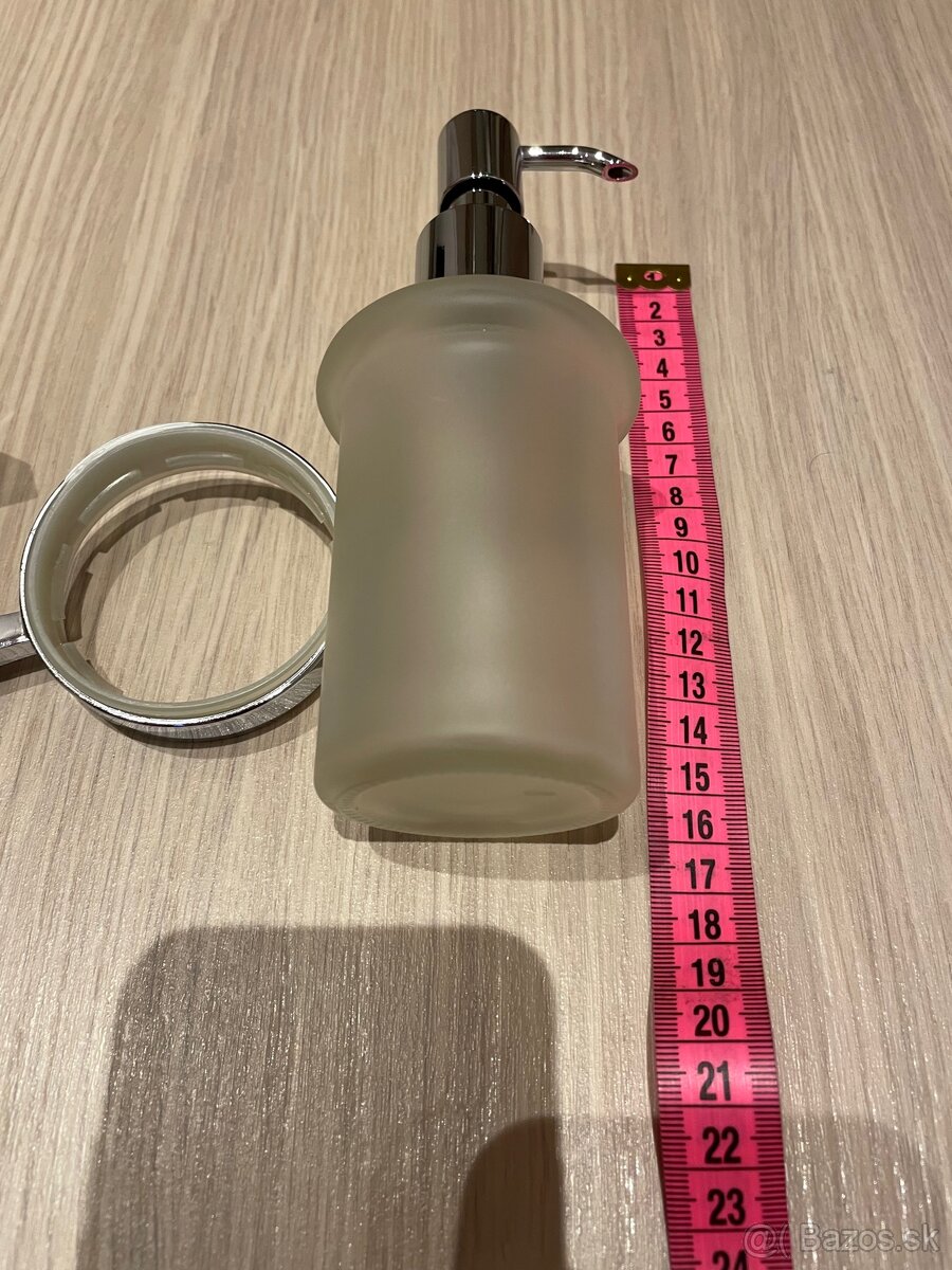 Dávkovač na tekuté mydlo - 4