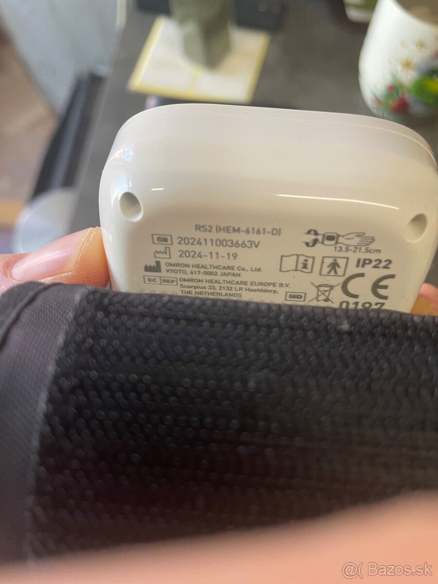 Ručný tlakomer omron rs2 - 4