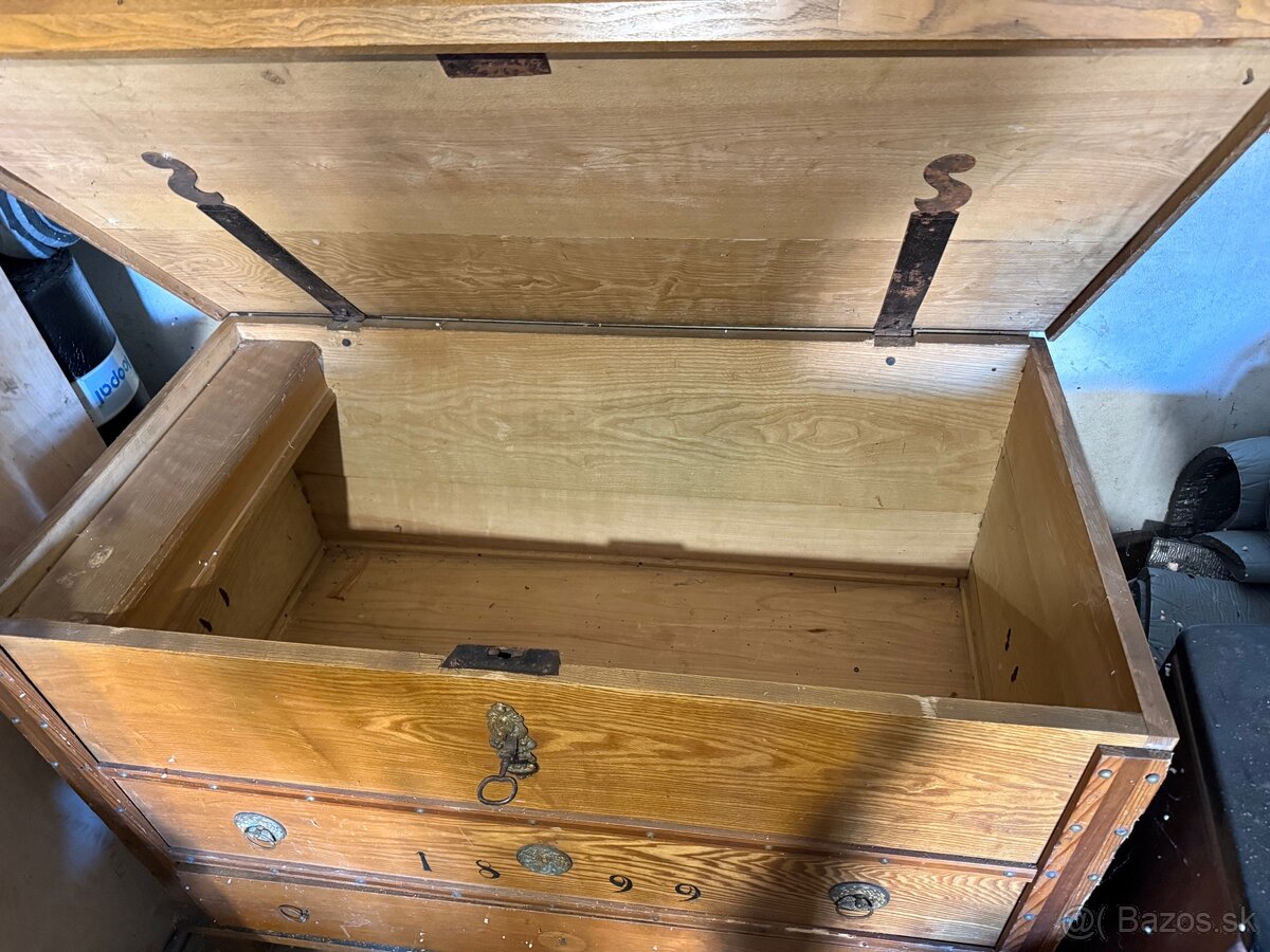 Starožitná komoda 1899 - 4