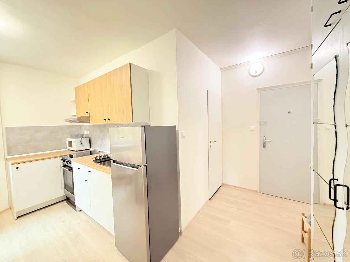 CreeX Reality - svetlý zrekonštruovaný 1-izbový byt - 4