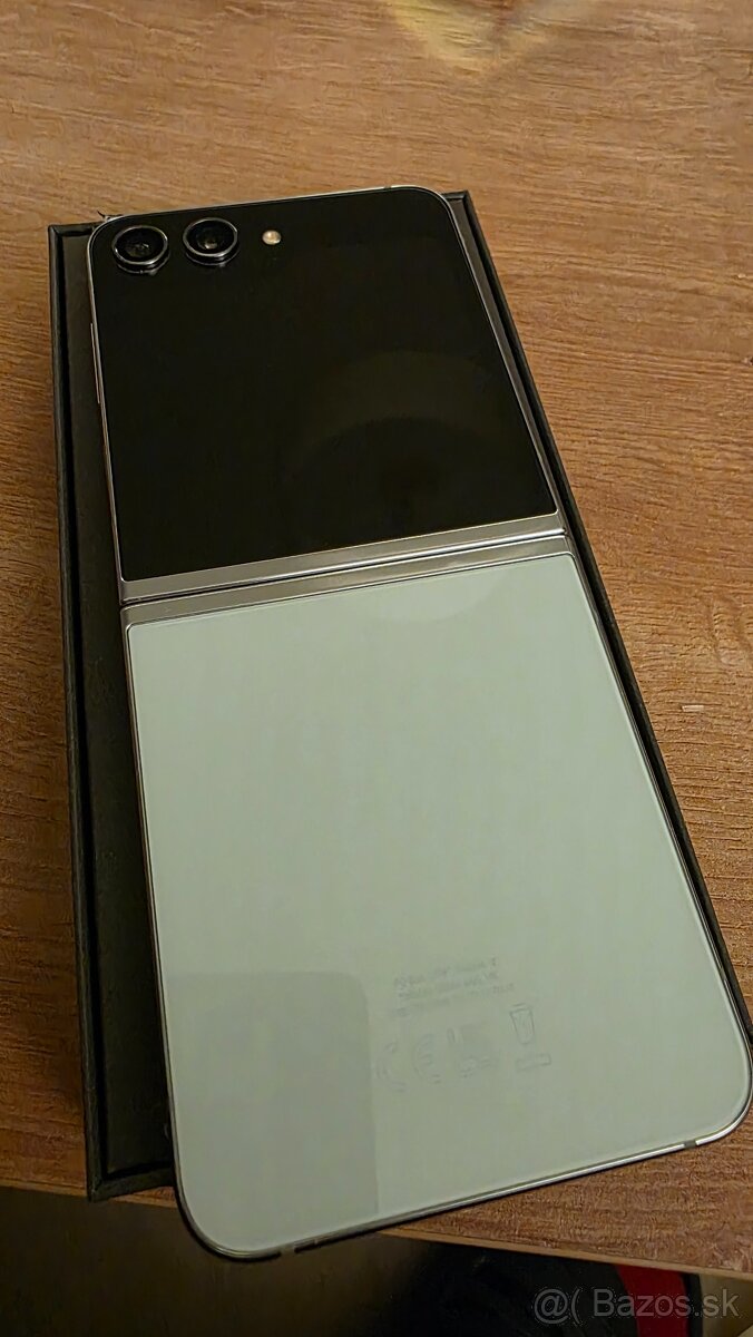 Predám Samsung Z Flip 5 - 4