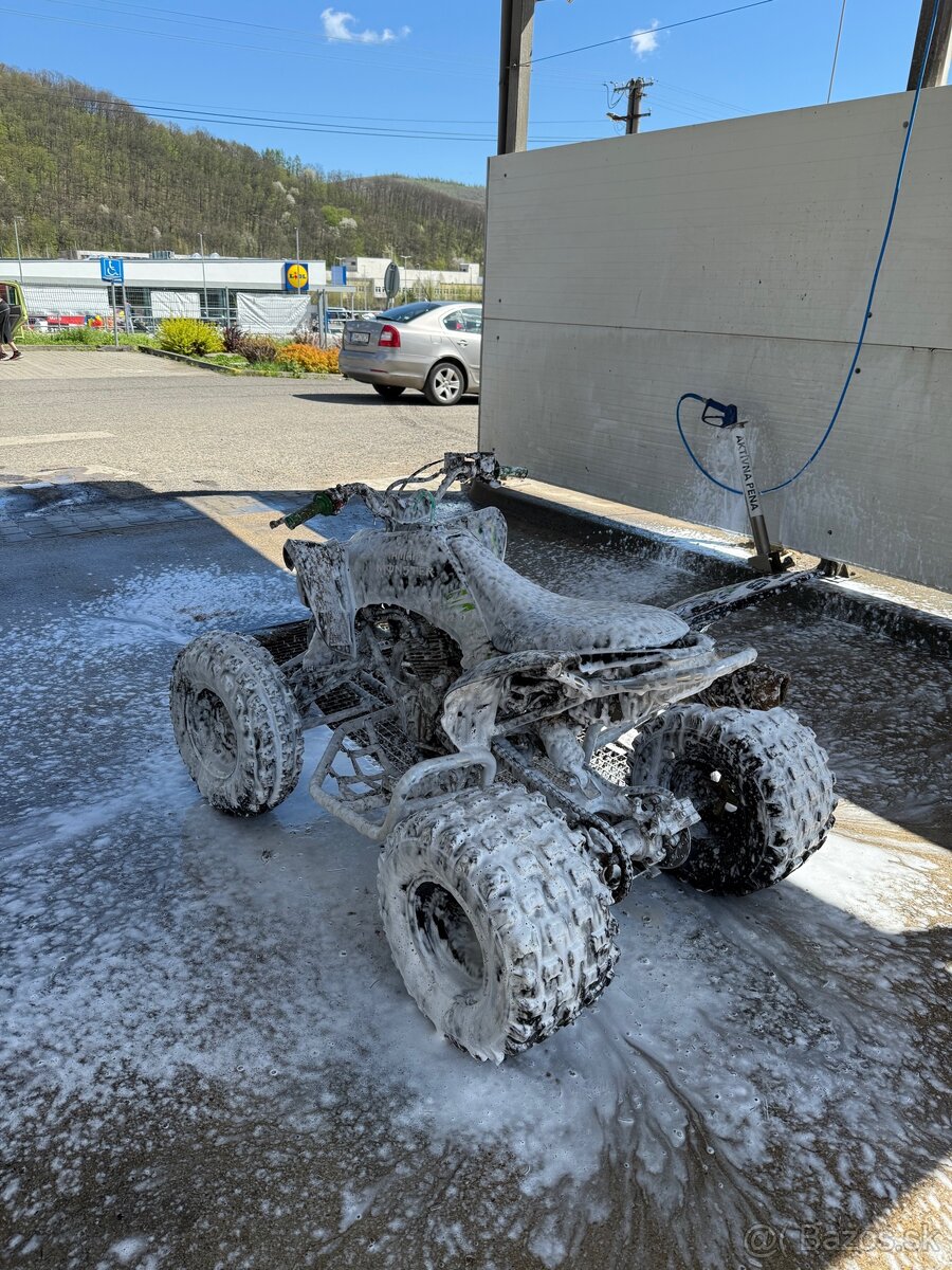 Yamaha raptor 250