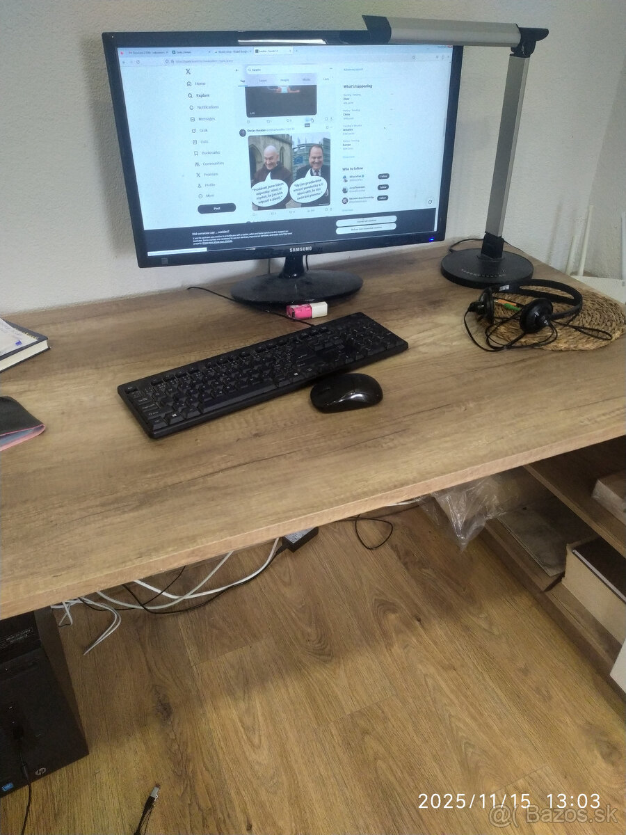 Pracovný stôl v tvare L - 4