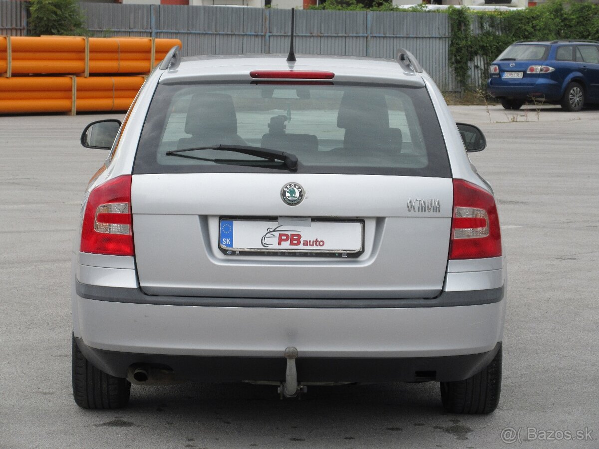 Škoda Octavia Combi 1.6 Tour II - 4