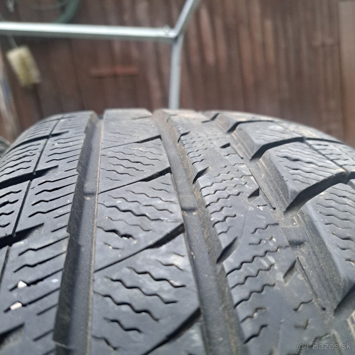 zimné 225/55r17 - 4