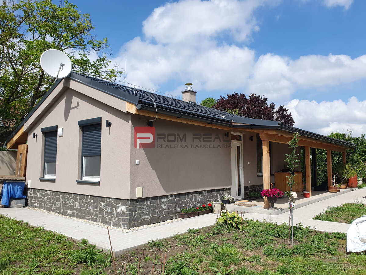 Pozemok 355 m2 so stavebným povolením malý bungalov Marianka - 4