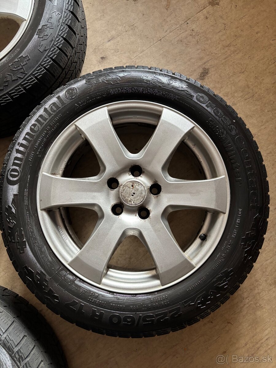 225/60 R17 114.3 - 4