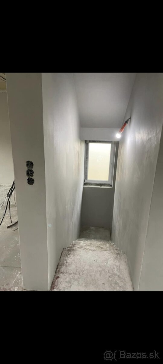 Partia na strojové a sadrové omietky. - 4