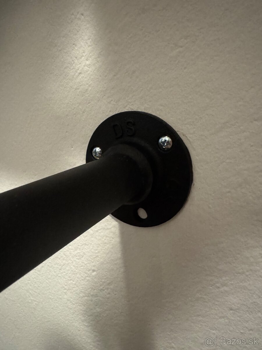 Vešiak industriálny kovový (nový) - 4