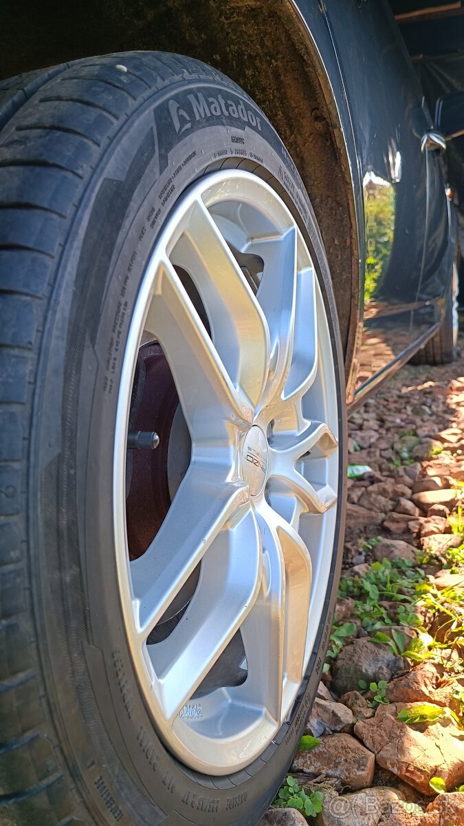 225/45 R17 letné - 4