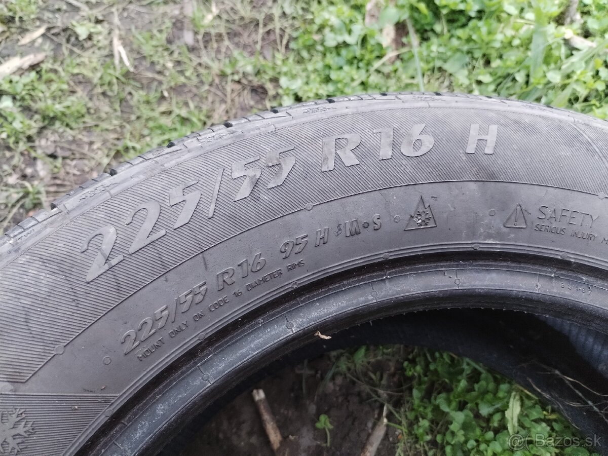 Predám 225/55 r16 - 4