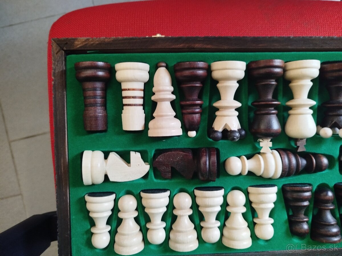 Predám drevené šachy - 4