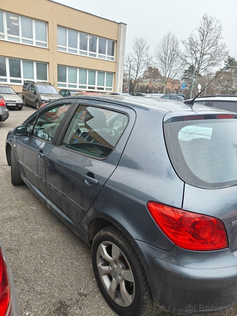 Peugeot 307 1.6 HDi 66kW - 4