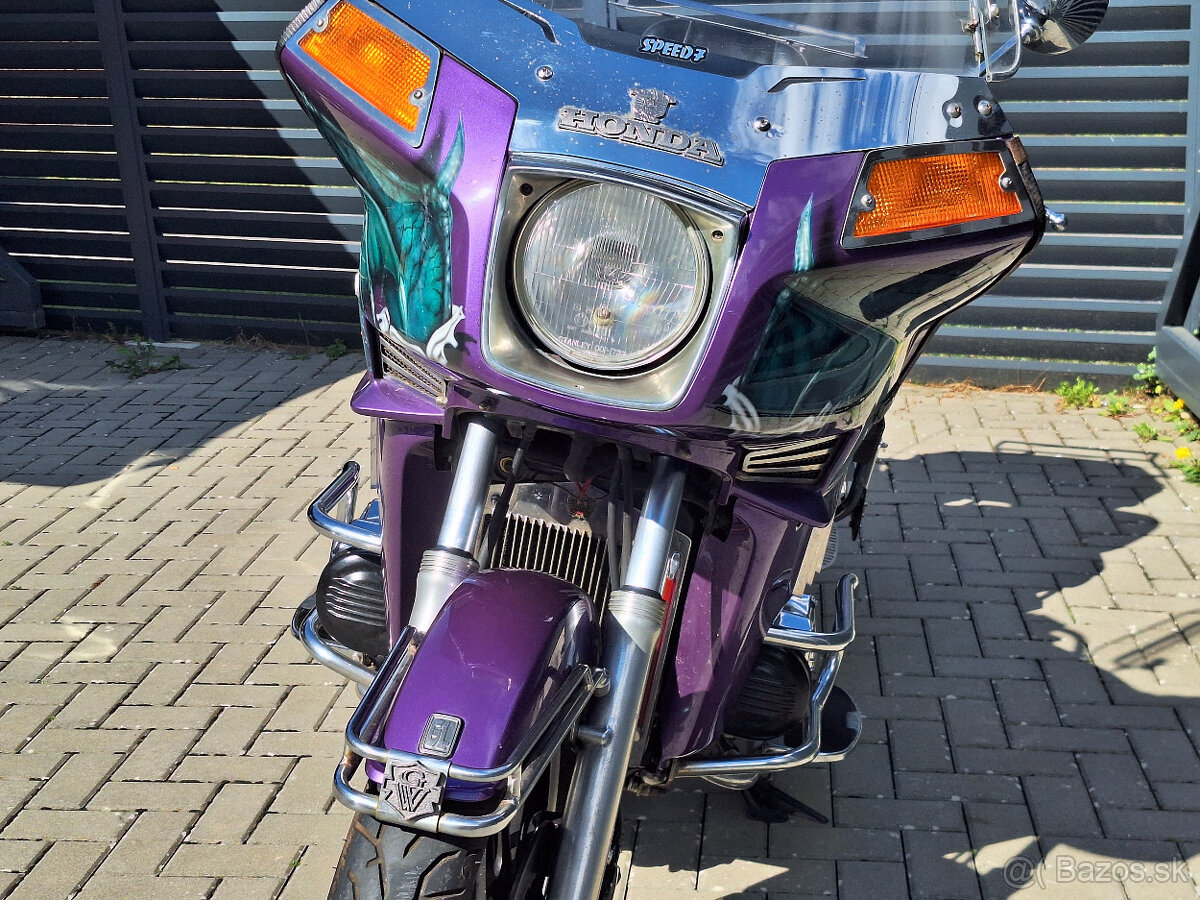 HONDA GL1100 GOLDWING - 4