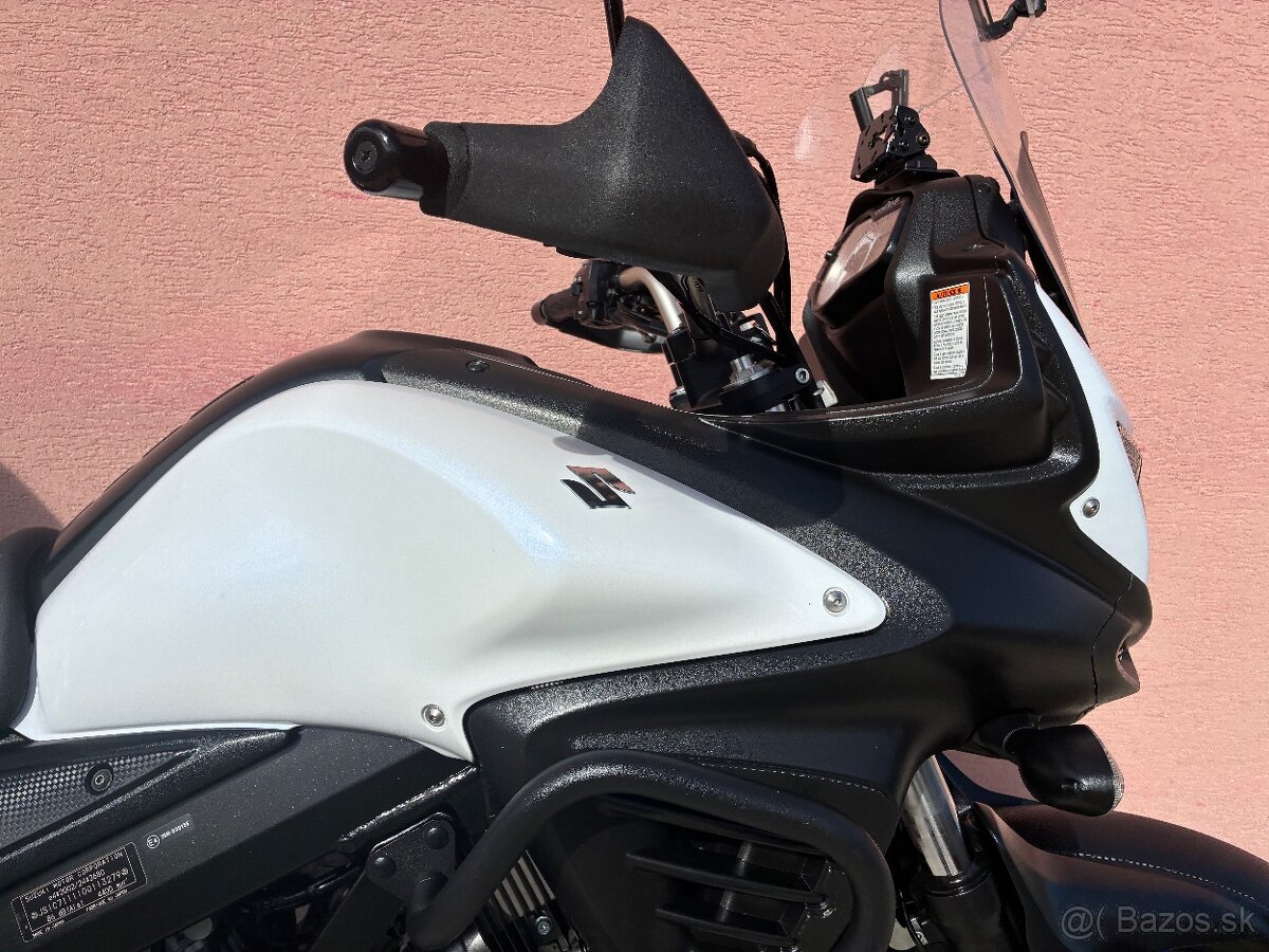 Suzuki DL 650 Vstrom - 4