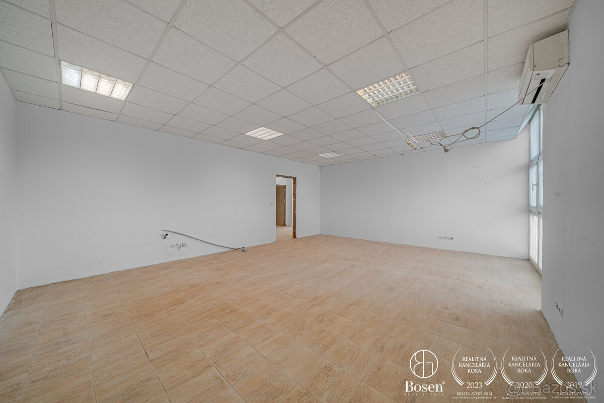 BOSEN | Slnečný obchodný priestor 133 m2, Višňová ulica - 4