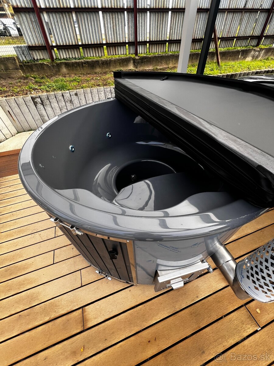 Luxusná kúpacia kaďa s integrovanou pecou - 4