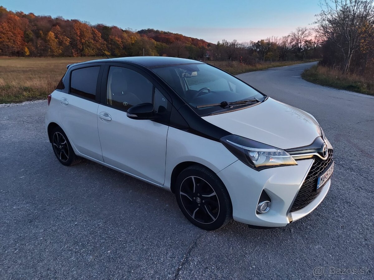 Toyota Yaris 1.33l benzín, 74 kW – výborný stav, plná výbava - 4