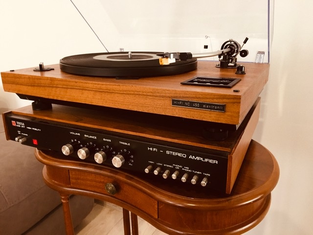 TESLA Gramofón NC450+TESLA Zosilňovač AZS217 - 4