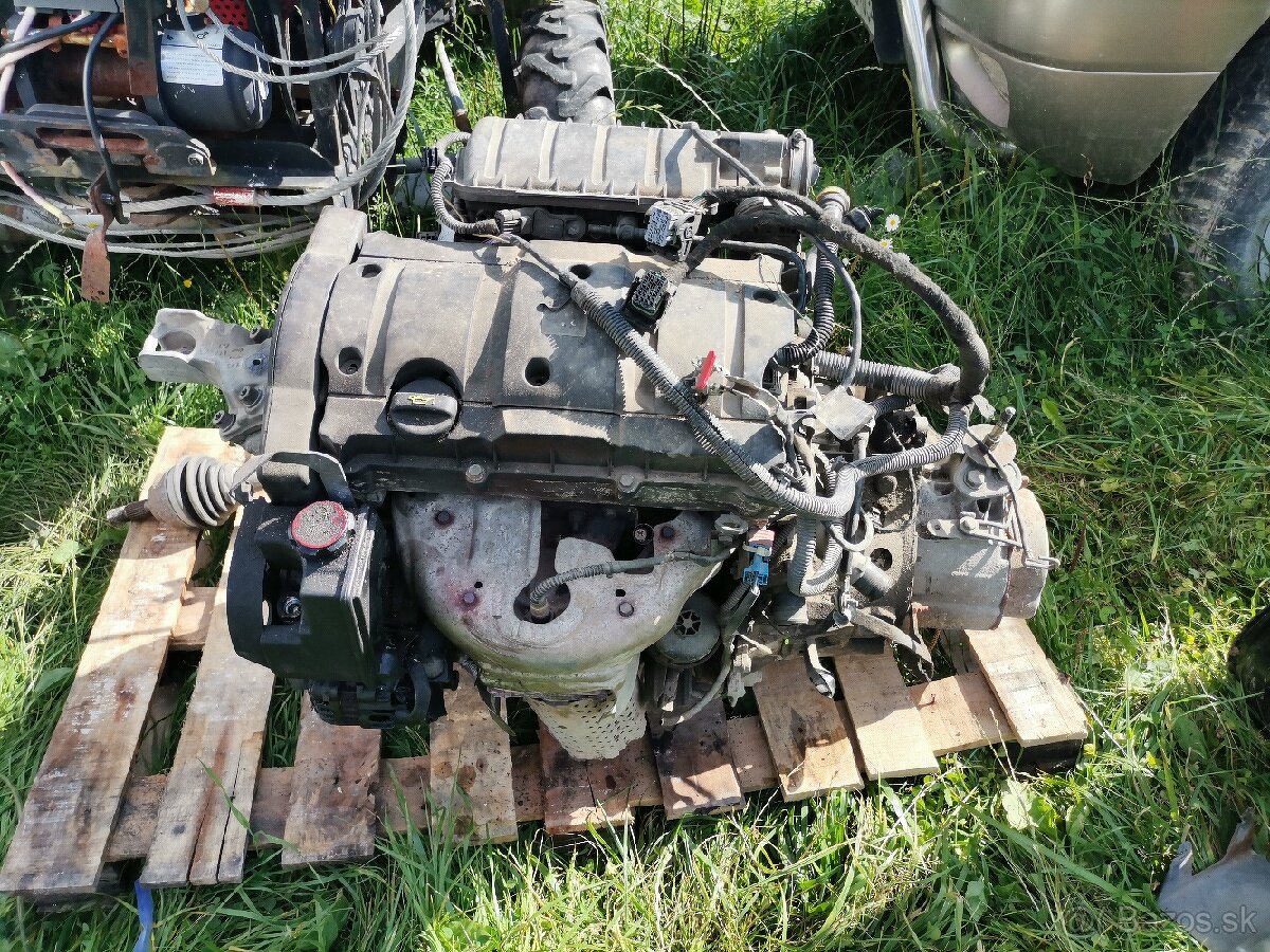 Rozpredám peugeot partner - 4