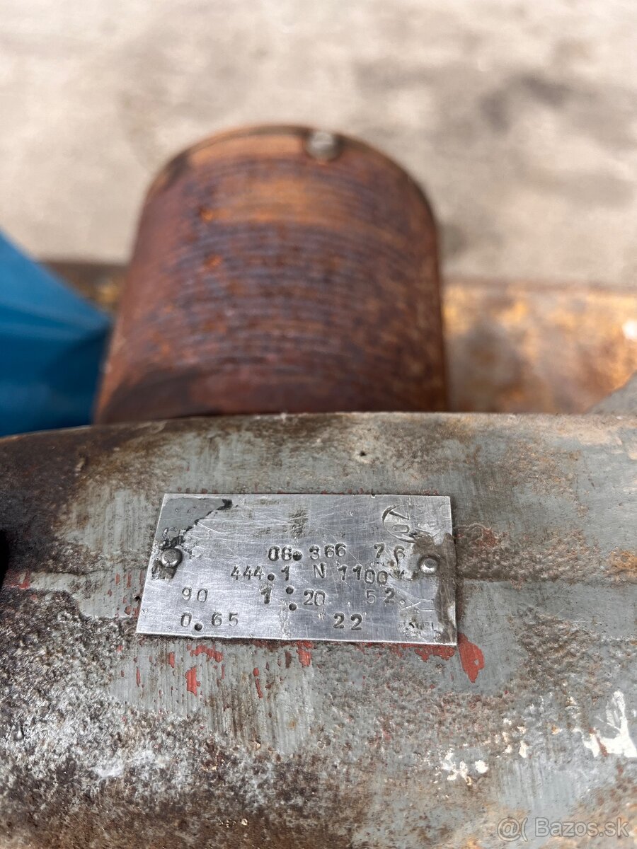 Motor sprevodom - 4