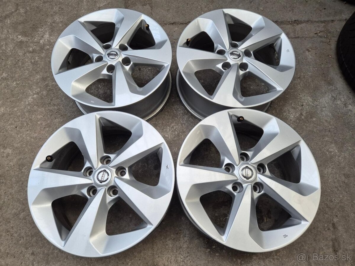 5x114,3 r17 ET40 x 7J elektróny originál NISSAN - 4