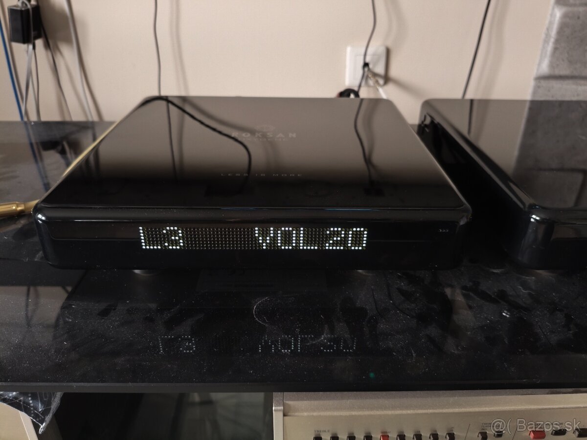 Roksan Oxigene Black zosilňovač+cd - 4