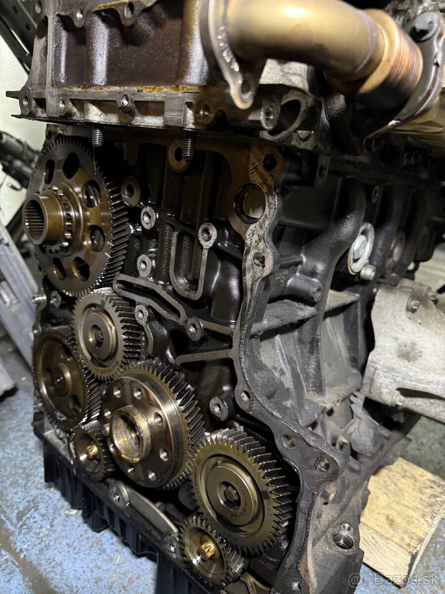 Motor Mercedes-benz E-class w207 OM651 - 4