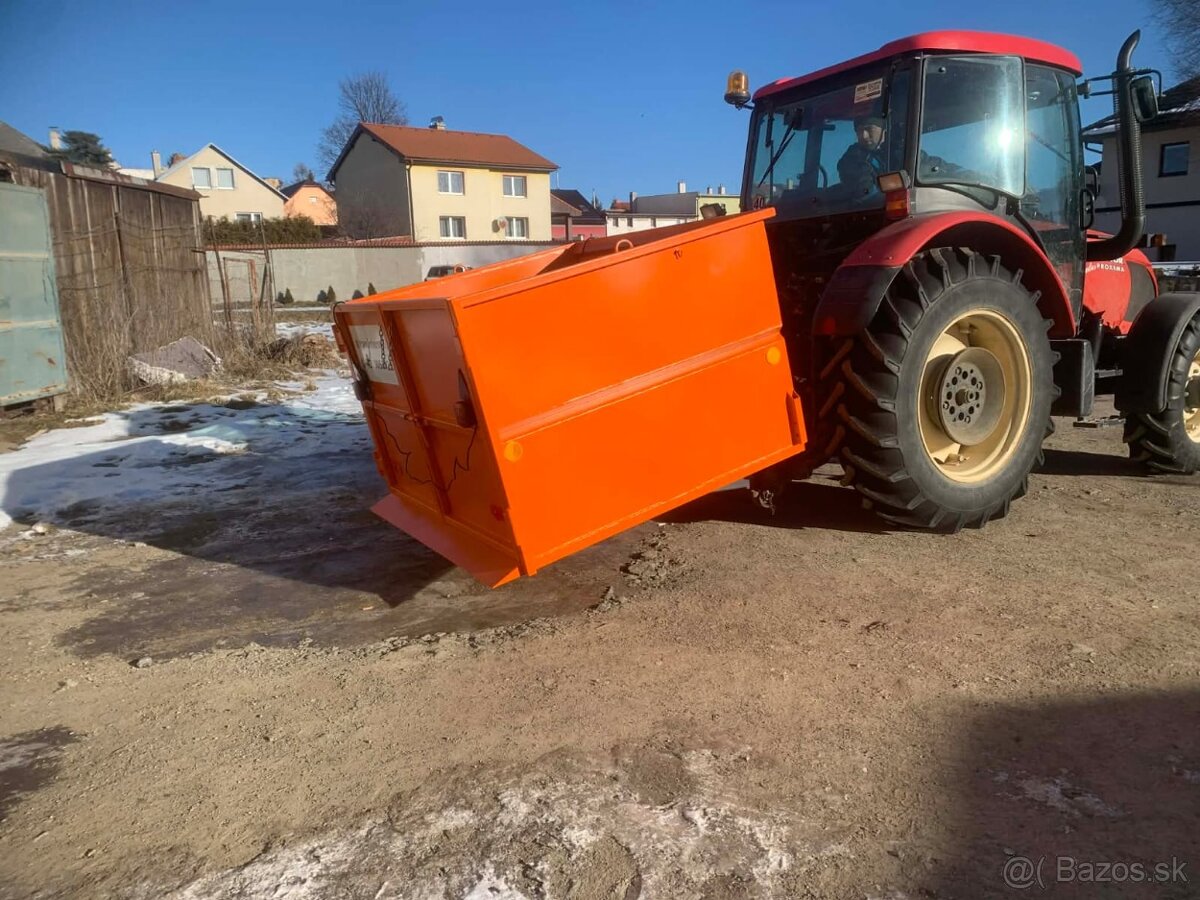 Prepravný box za traktor - 4