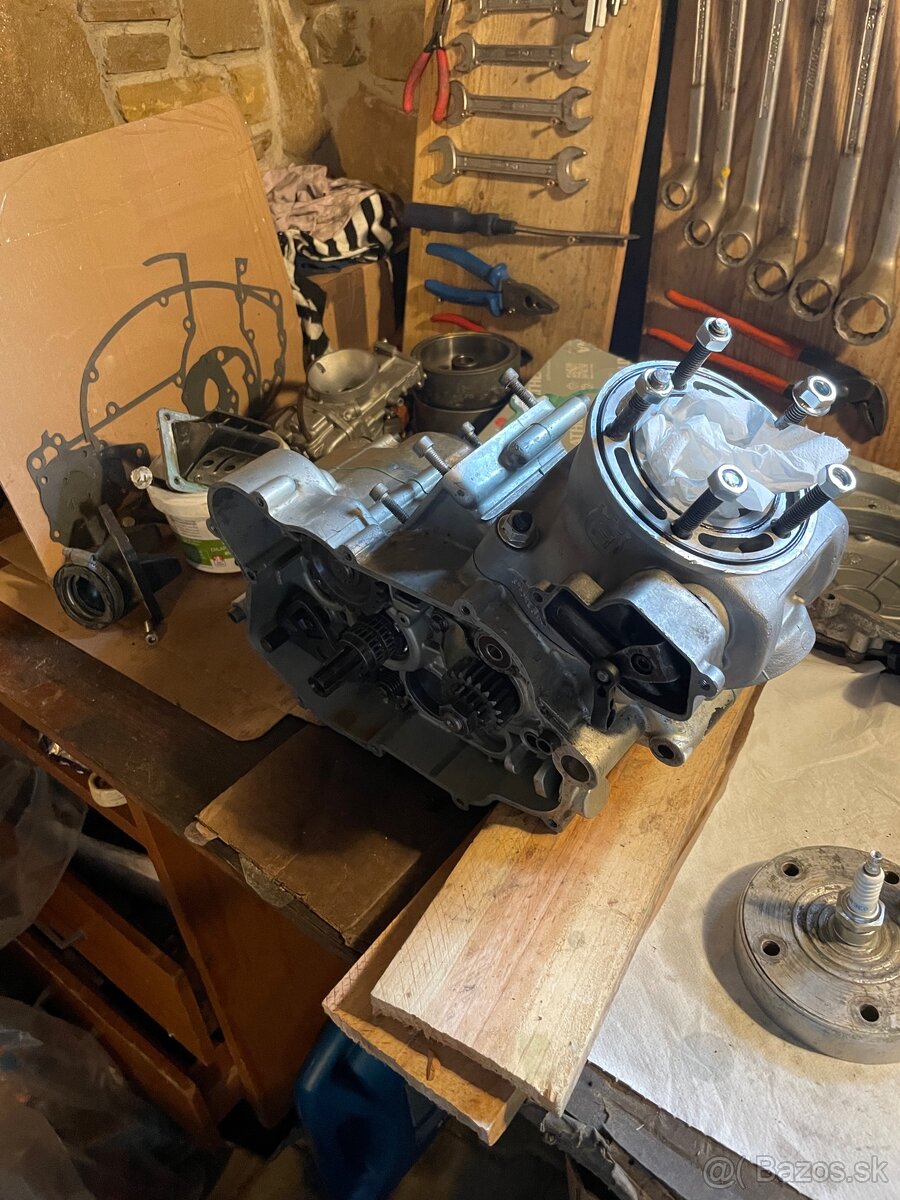 Predam husqvarnu wr 125