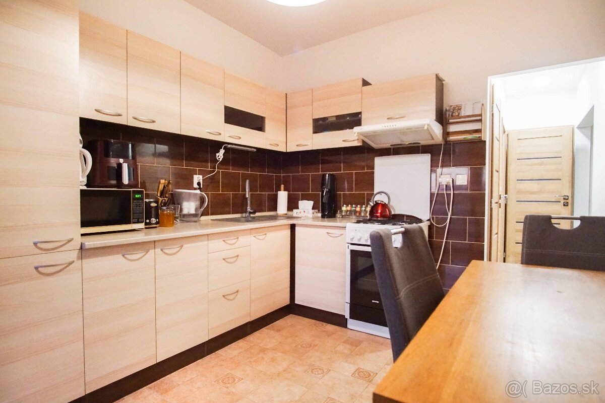 Veľký 3-izbový byt s loggiou vo vyhľadávanej lokalite, Hurba - 4