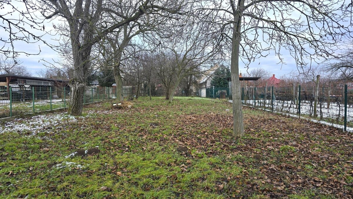 Rezervované ZNÍŽENÁ CENA Pozemok pre váš vysnívaný dom - 4