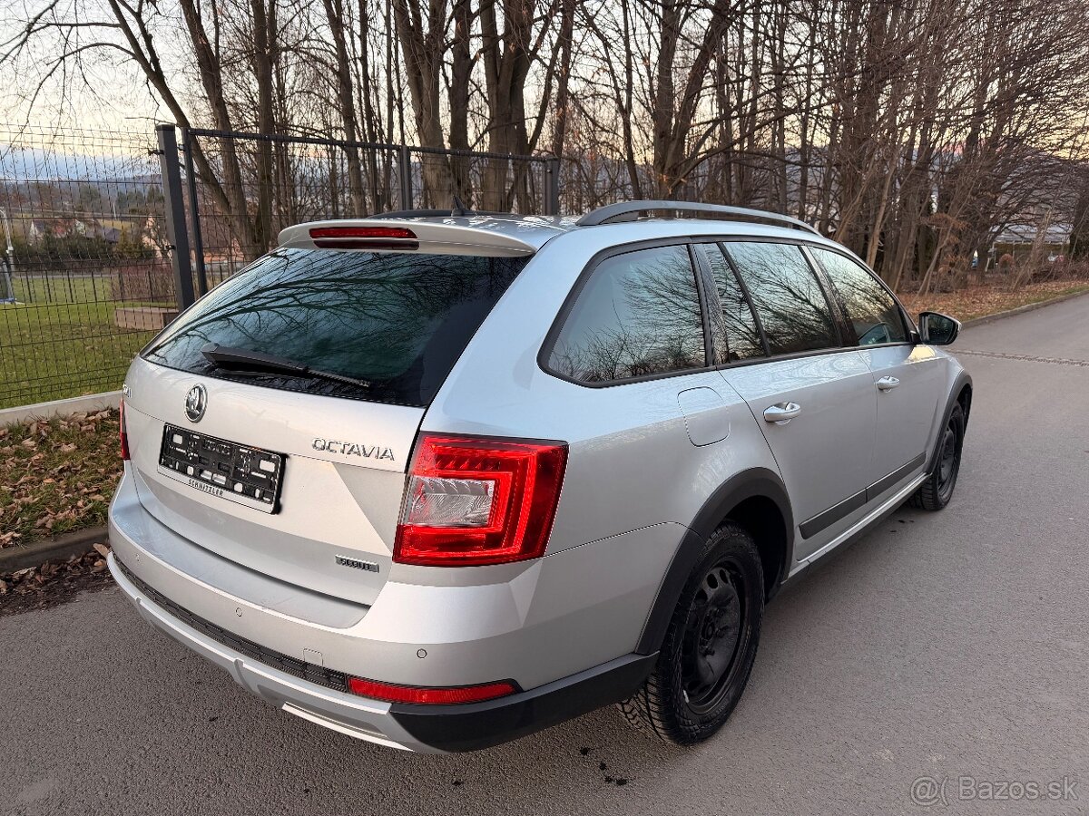 ŠKODA OCTAVIA SCOUT 2.0 TDI 110kW 4x4 - 4