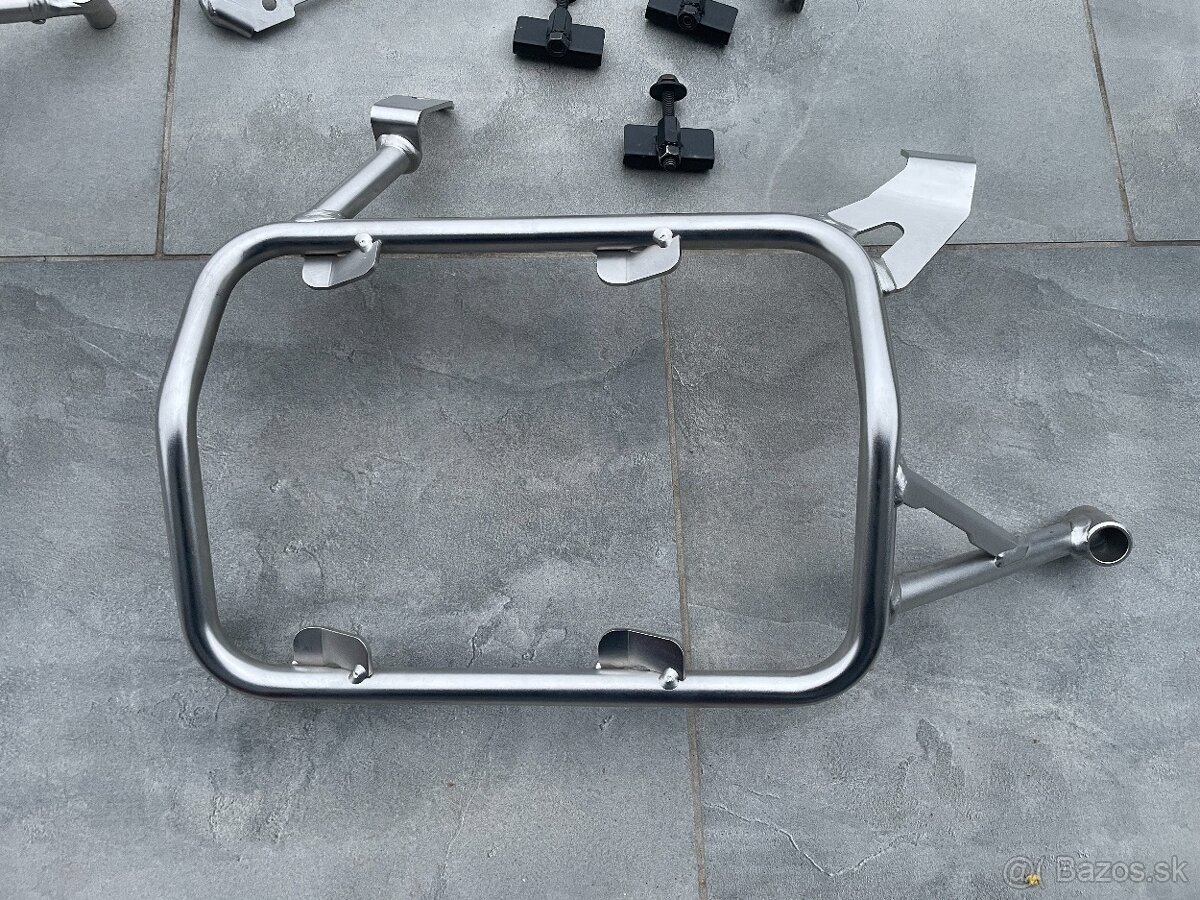 Nosič na bočné kufre BMW R1200GS - 4