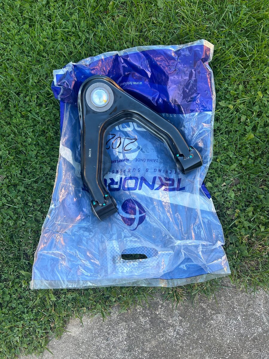 Nissan Navara D22 - 4