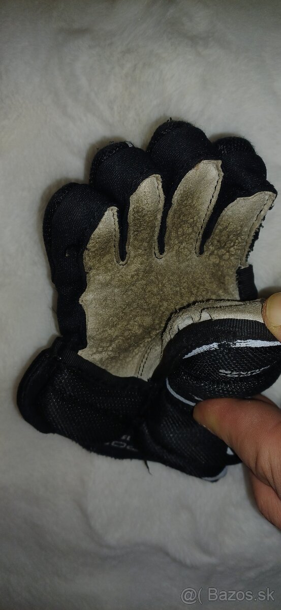 Predám detské hokejove rukavice BAUER - 4