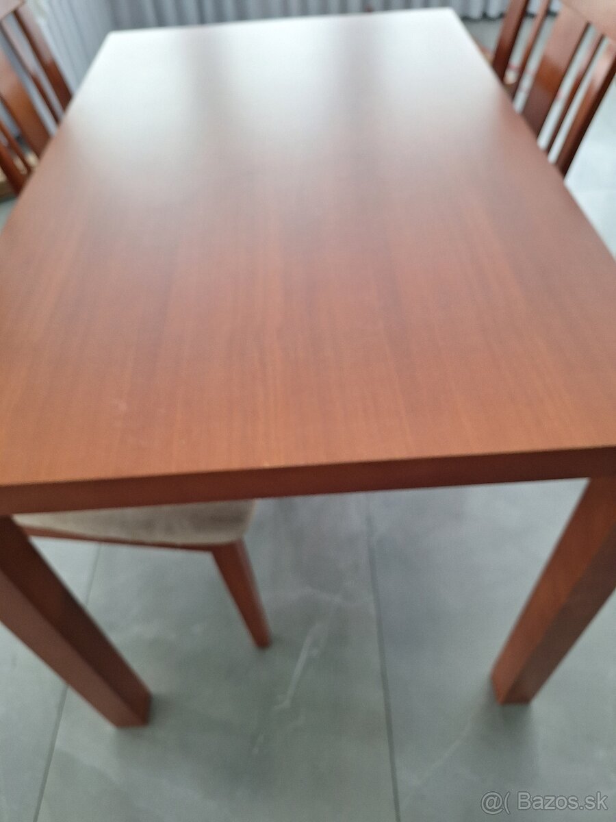 Stol ..a stol +3 stolicky - 4
