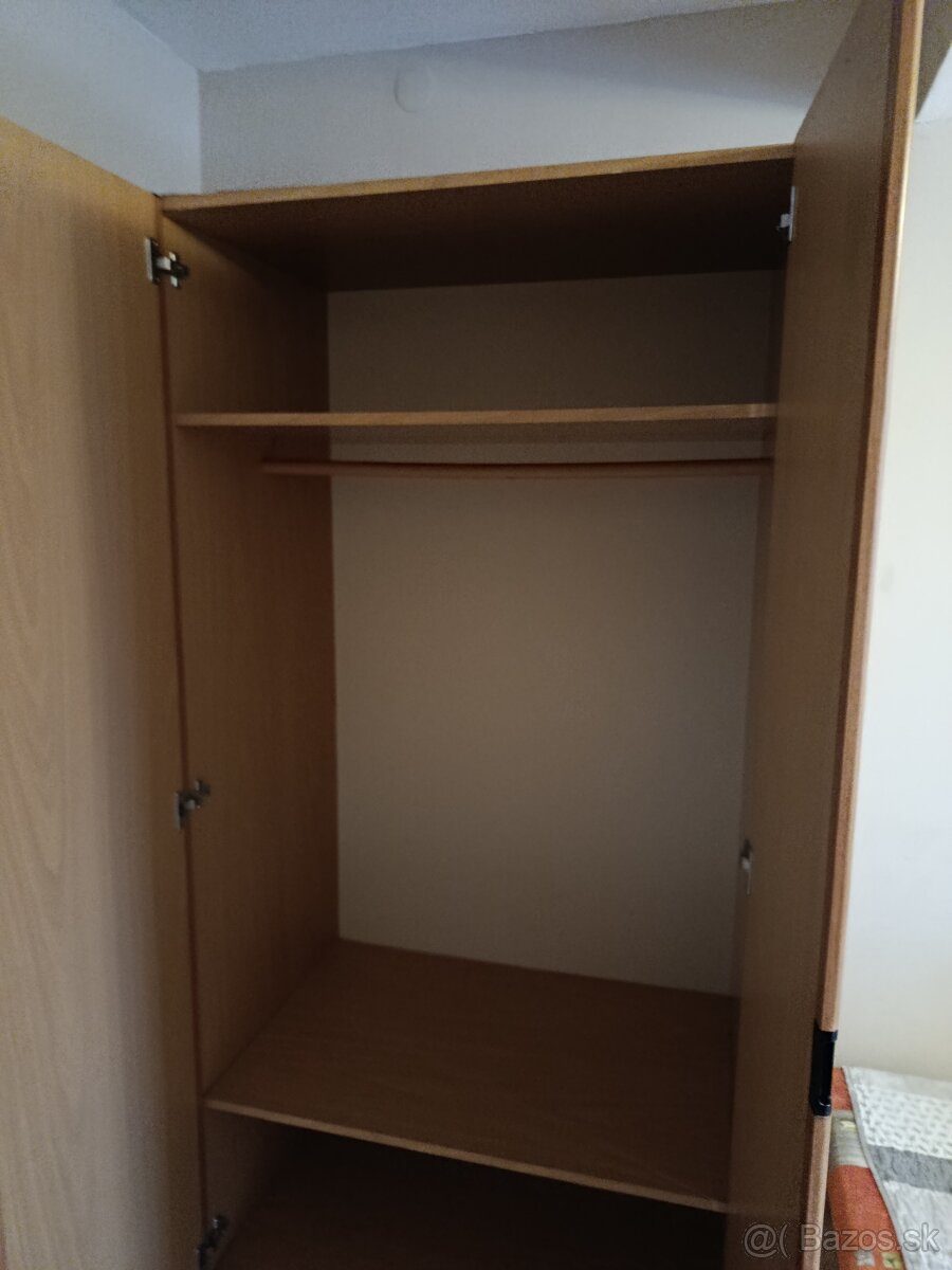 Starší nábytok - 4