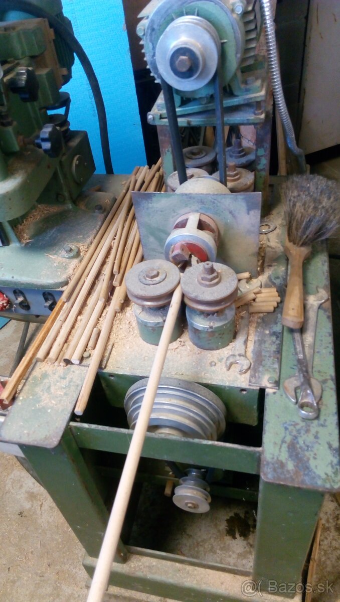 Strojoch na výrobu spoj. Kolikou (tipľov) - 4